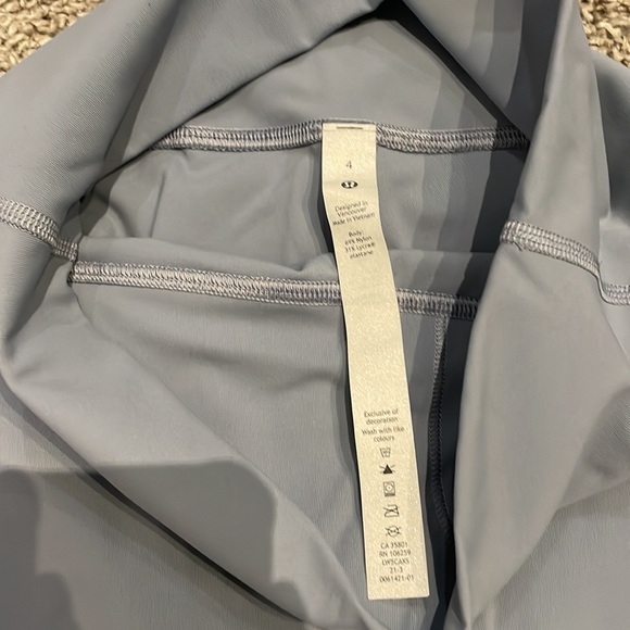 LULU LEMON Wunder Under High-Rise Chambray Tight 25” Size 4 - Picture 4 of 5